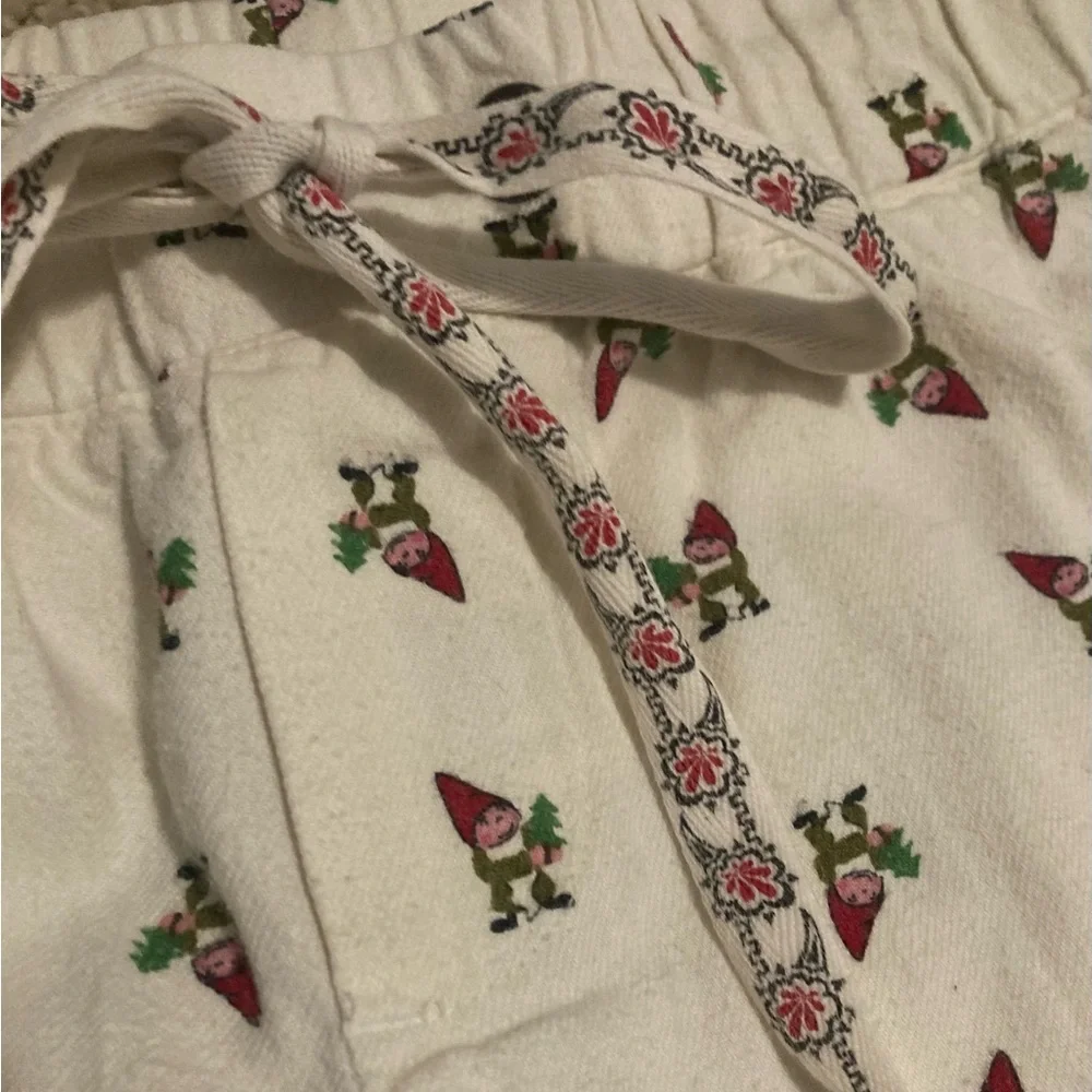 Old Navy Gnome Flannel Pajama Pants  Size S - Picture 3 of 12